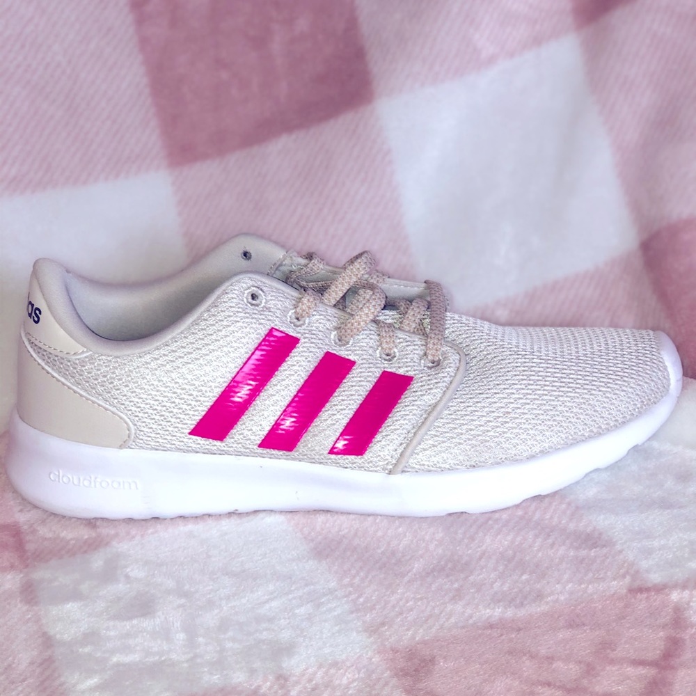 ADIDAS cloudfoam